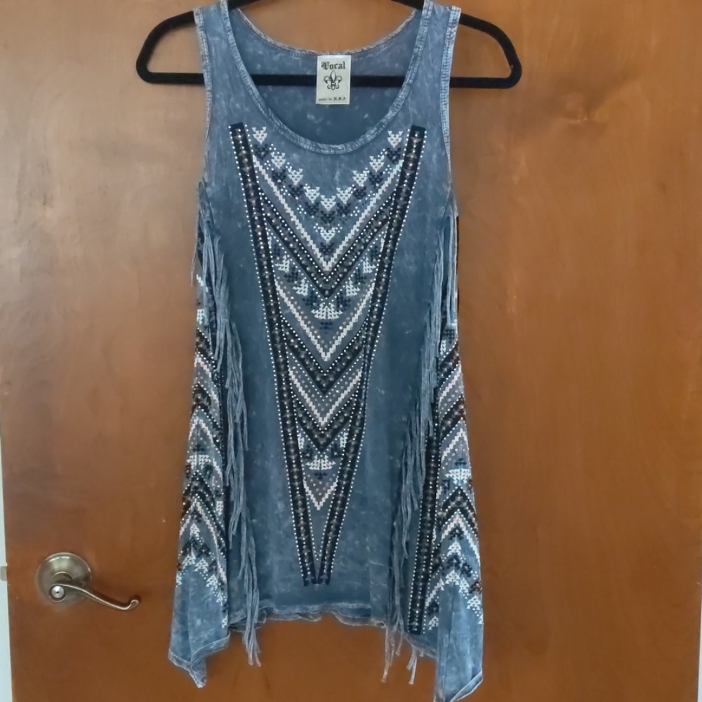 Local Bedazzled Top\Tunic